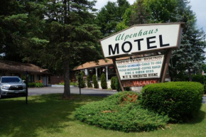 Отель Alpenhaus Motel, Квинсбери